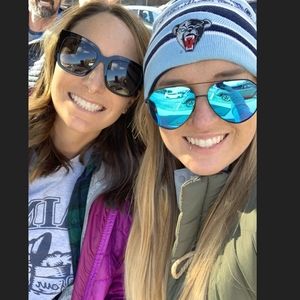 Meet your Posher, Brooke